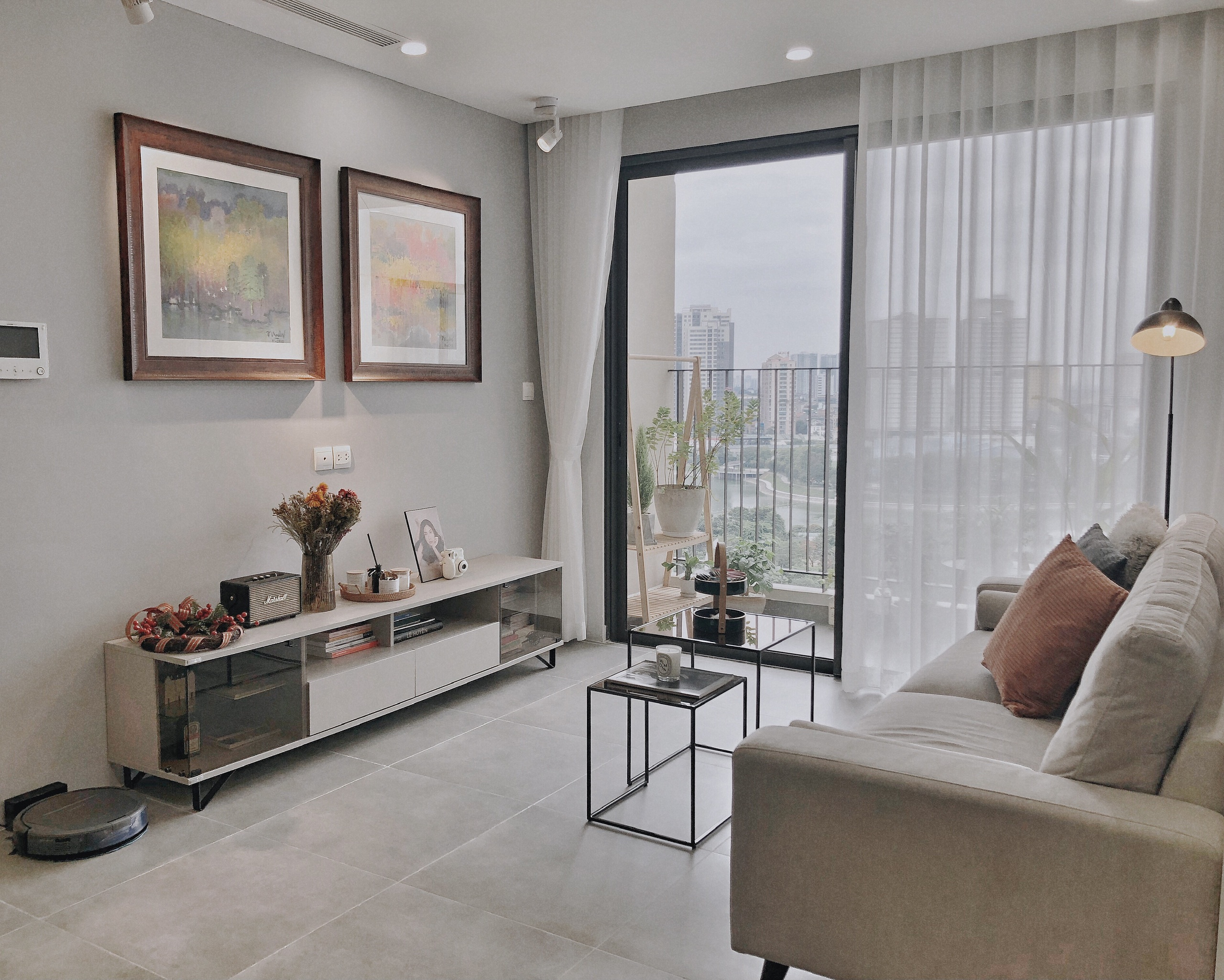 Vinhomes D'capitale - Bán căn 2 phòng ngủ 82m2 view trực diện hồ